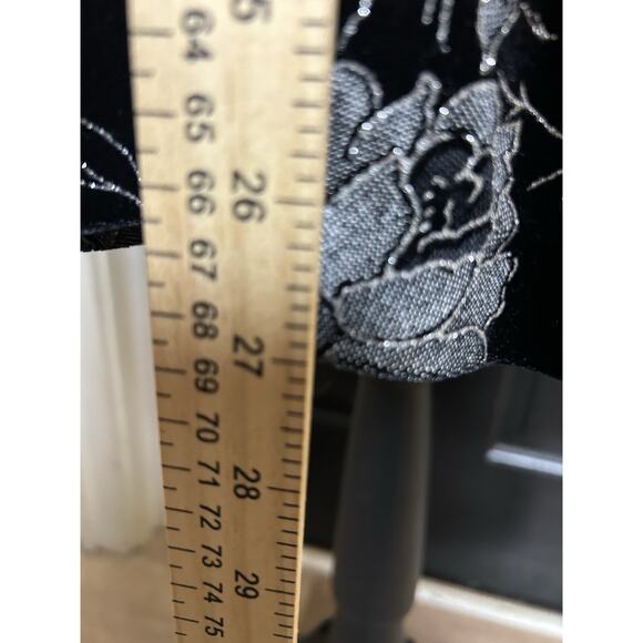 JBS LTD women’s Velvet Black Jacket Size XL Long Sleeve winter Holiday party - Picture 7 of 10